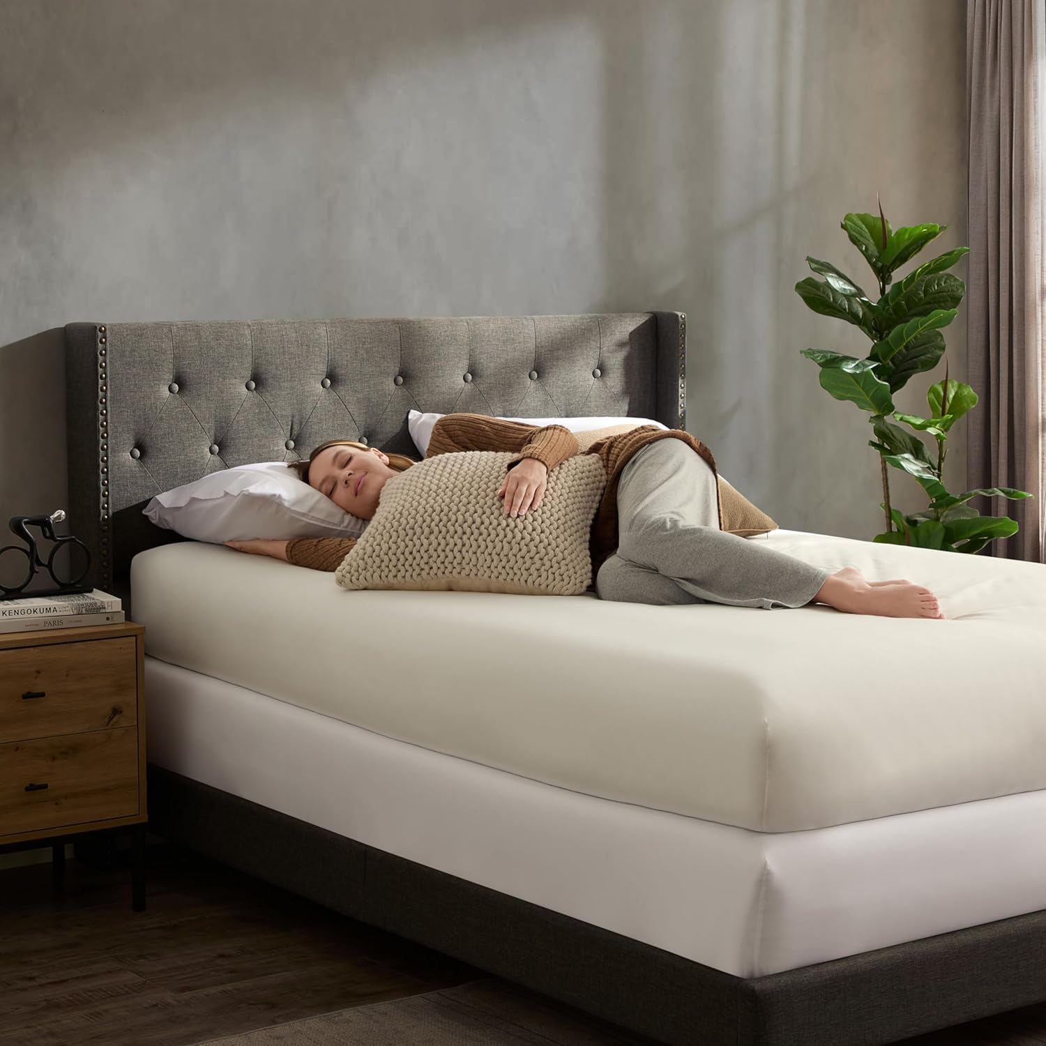 Hearth & Harbor Full Size Wingback Bed - Image 3
